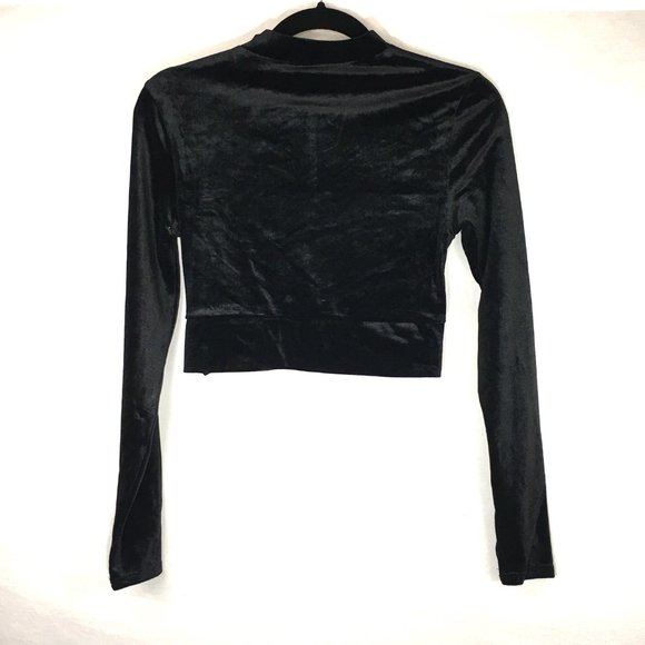 🌺3/$15🌺NWT For 21 Black Stretch Velvet Crop - Picture 4 of 5